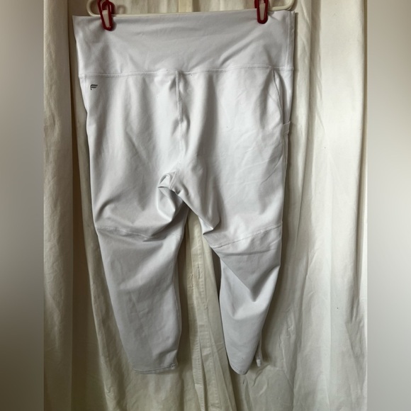 Tablets PowerHold Yoga/Exercise Pants Capri, Sheer Sides, Pockets Womens Sz 1x - Picture 2 of 6